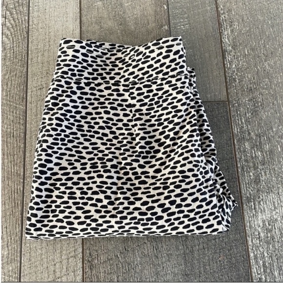 Who What Wear Size 2 Printed Pull-On Elastic Waist Pants. - Picture 4 of 6